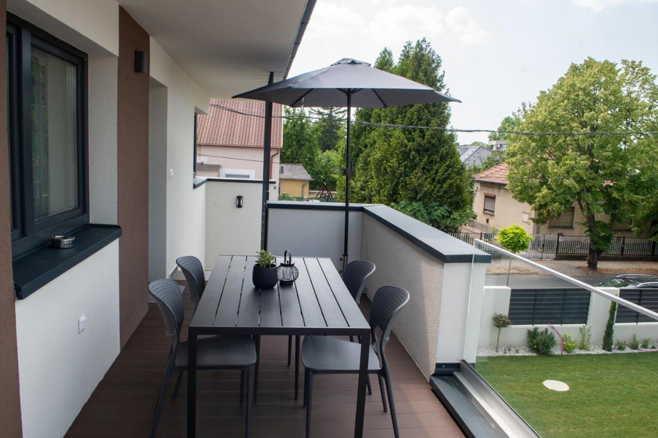 Tempo Apartman Siófok Buitenkant foto