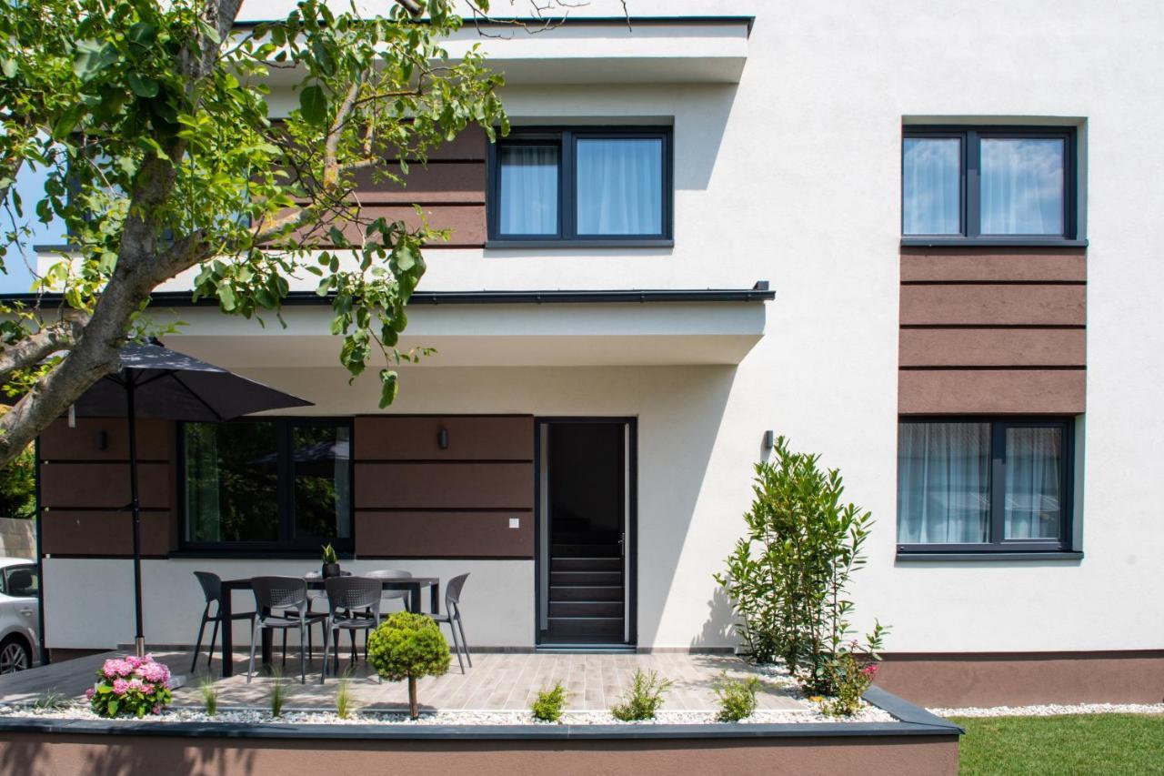 Tempo Apartman Siófok Buitenkant foto