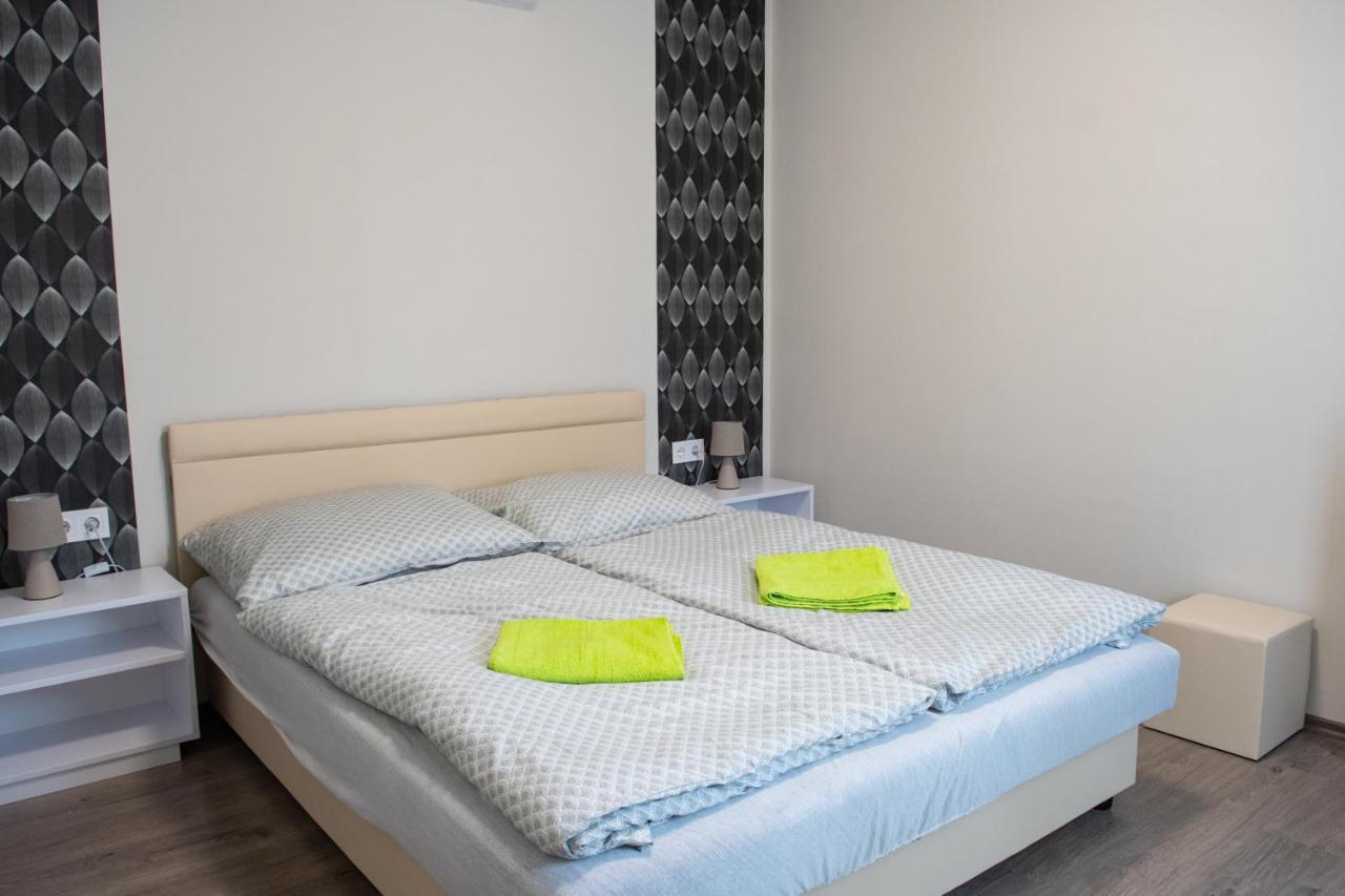 Tempo Apartman Siofok Appartement Buitenkant foto