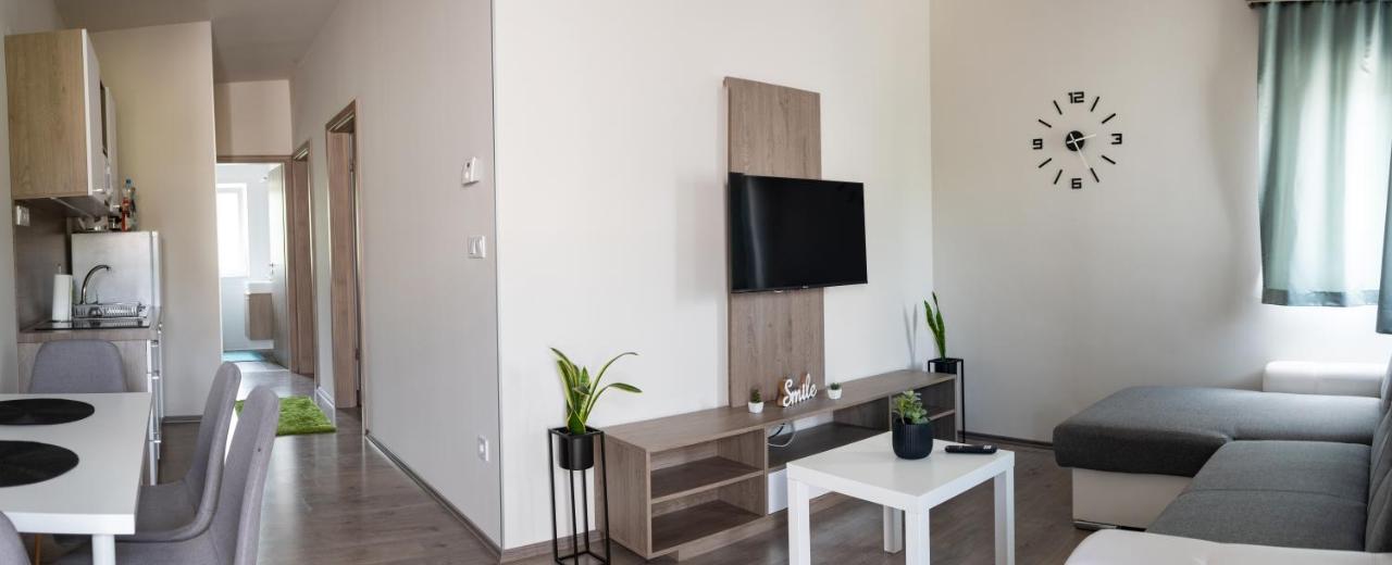 Tempo Apartman Siófok Buitenkant foto